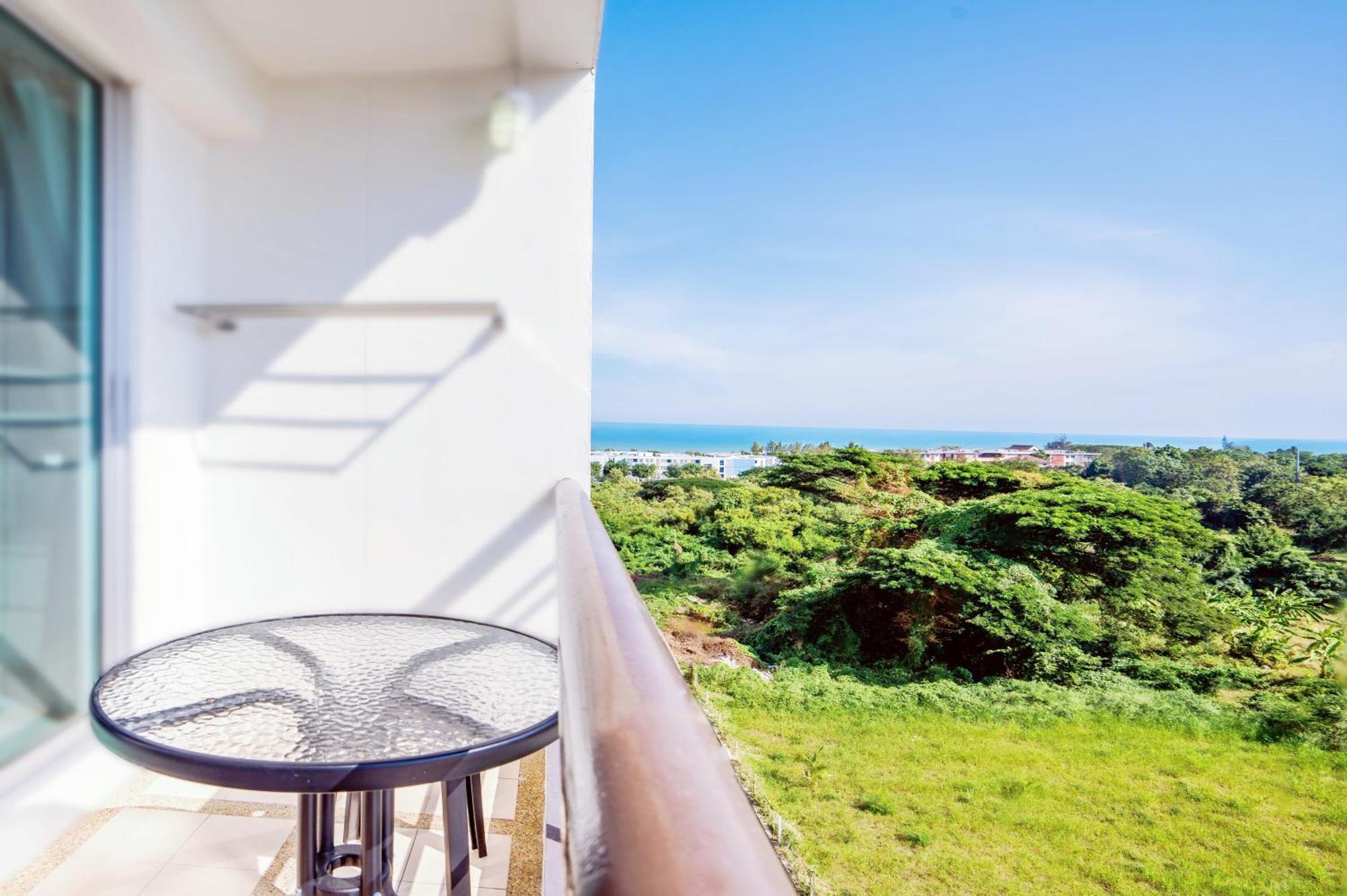 First Hua Hin - Happy Rent公寓 外观 照片